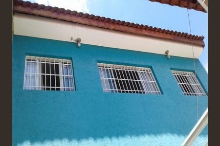 Ã�REA EXTERNA de casa à venda com 3 quartos, 158m² em Bandeiras, Osasco