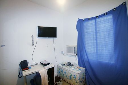 Quarto 2 de casa para alugar com 2 quartos, 60m² em Olaria, Rio de Janeiro