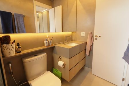 Apartamento à venda com 111m², 3 quartos e 2 vagasBanheiro da Suíte