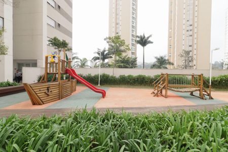 Apartamento à venda com 111m², 3 quartos e 2 vagasÁrea comum - Playground