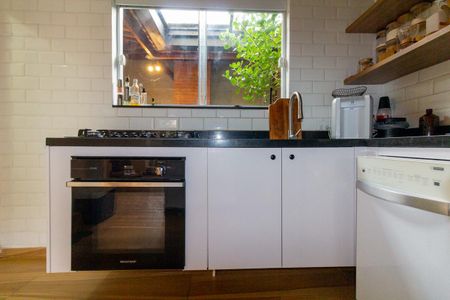 Casa de condomínio à venda com 135m², 2 quartos e 2 vagas Casa de condomínio à venda com 135m², 2 quartos e 2 vagasCozinha