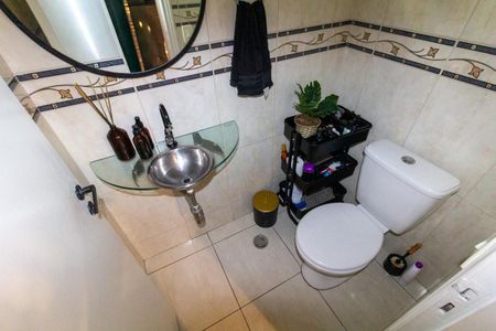 Casa de condomínio à venda com 135m², 2 quartos e 2 vagas Casa de condomínio à venda com 135m², 2 quartos e 2 vagasLavabo