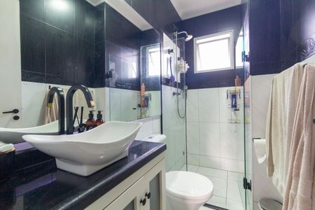 Casa de condomínio à venda com 135m², 2 quartos e 2 vagas Casa de condomínio à venda com 135m², 2 quartos e 2 vagasBanheiro