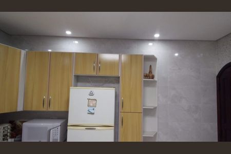Casa à venda com 100m², 2 quartos e 2 vagas Casa à venda com 100m², 2 quartos e 2 vagasFoto 24