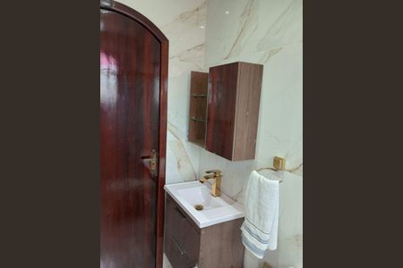 Foto 11 de casa à venda com 2 quartos, 100m² em Vila Nova Galvão, São Paulo