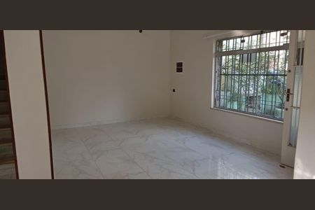 Casa para alugar com 243m², 5 quartos e 2 vagas Casa para alugar com 243m², 5 quartos e 2 vagasFoto 35
