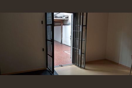 Foto 09 de casa para alugar com 5 quartos, 243m² em Vila Mariana, São Paulo