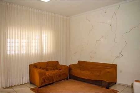 Casa à venda com 4 quartos, 287m² em Setor Norte Ferroviário, Goiânia