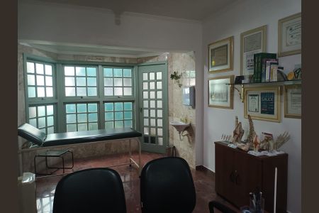 Casa à venda com 270m², 3 quartos e 2 vagas Casa à venda com 270m², 3 quartos e 2 vagasFoto 02