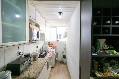 Apartamento para alugar com 40m², 2 quartos e 2 vagas Apartamento para alugar com 40m², 2 quartos e 2 vagasCozinha