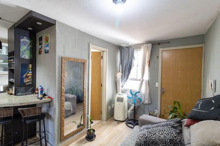 Sala de apartamento para alugar com 2 quartos, 40m² em Santa Tereza, Porto Alegre