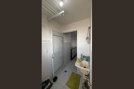 Apartamento para alugar com 65m², 3 quartos e 1 vagaÁrea de Serviço