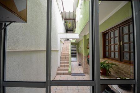 Casa à venda com 152m², 3 quartos e 2 vagas Casa à venda com 152m², 3 quartos e 2 vagasÁrea de Serviço - porta