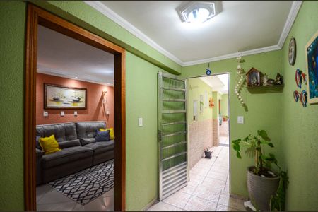 Casa à venda com 152m², 3 quartos e 2 vagas Casa à venda com 152m², 3 quartos e 2 vagasEntrada