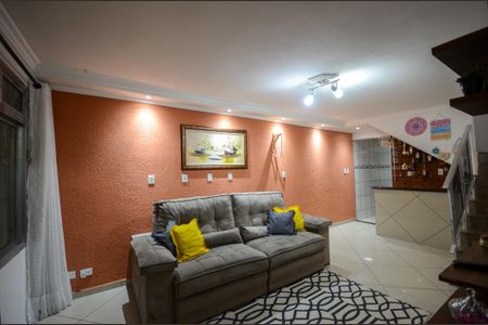 Casa à venda com 152m², 3 quartos e 2 vagas Casa à venda com 152m², 3 quartos e 2 vagasSala
