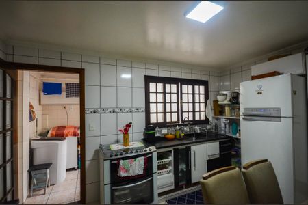 Casa à venda com 152m², 3 quartos e 2 vagas Casa à venda com 152m², 3 quartos e 2 vagasCozinha