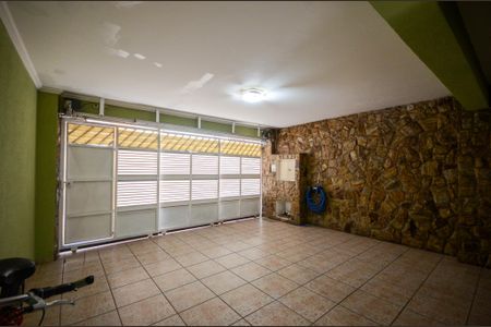 Casa à venda com 152m², 3 quartos e 2 vagas Casa à venda com 152m², 3 quartos e 2 vagasGaragem