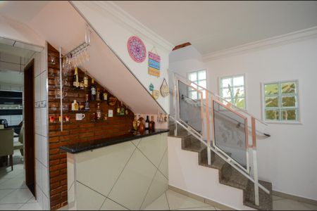 Sala de casa à venda com 3 quartos, 152m² em Vila Zat, São Paulo