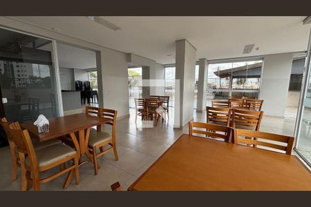 Apartamento à venda com 54m², 2 quartos e 1 vaga Apartamento à venda com 54m², 2 quartos e 1 vagaÁrea comum - Salão de festas