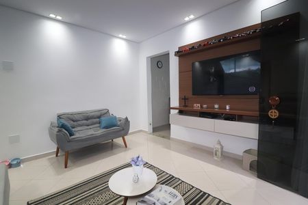 Casa à venda com 195m², 1 quarto e 2 vagasSala