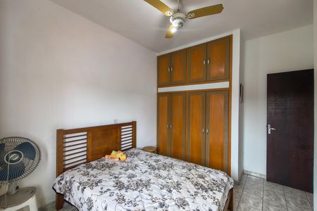 Casa para alugar com 70m², 2 quartos e 2 vagas Casa para alugar com 70m², 2 quartos e 2 vagasQuarto 1