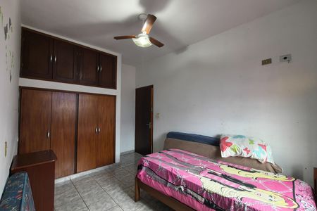 Casa para alugar com 70m², 2 quartos e 2 vagas Casa para alugar com 70m², 2 quartos e 2 vagasQuarto 2