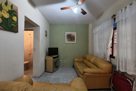 Casa para alugar com 70m², 2 quartos e 2 vagas Casa para alugar com 70m², 2 quartos e 2 vagasSala