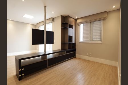 Sala de TV de apartamento para alugar com 2 quartos, 67m² em Parque Reboucas, São Paulo