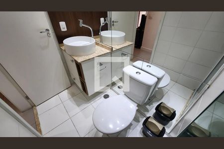 Apartamento para alugar com 68m², 2 quartos e 1 vaga Apartamento para alugar com 68m², 2 quartos e 1 vagaBanheiro