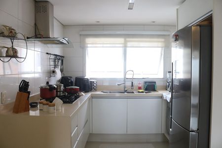 Apartamento à venda com 200m², 3 quartos e 4 vagasCozinha