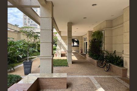 Apartamento à venda com 200m², 3 quartos e 4 vagas Apartamento à venda com 200m², 3 quartos e 4 vagasÁrea comum