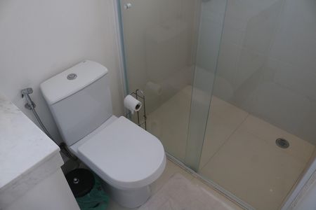 Apartamento à venda com 200m², 3 quartos e 4 vagasBanheiro 2