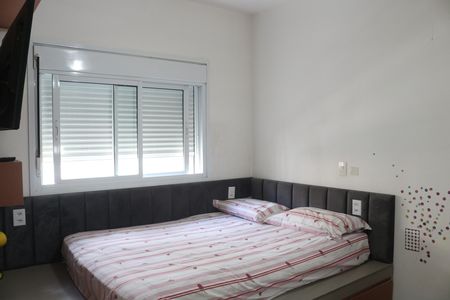 Apartamento à venda com 200m², 3 quartos e 4 vagasQuarto 2