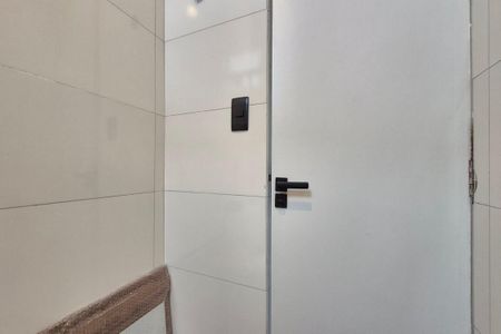 Apartamento à venda com 89m², 2 quartos e 1 vaga Apartamento à venda com 89m², 2 quartos e 1 vagaBanheiro