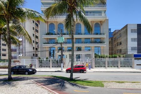Apartamento para alugar com 116m², 3 quartos e 2 vagas Apartamento para alugar com 116m², 3 quartos e 2 vagasFachada