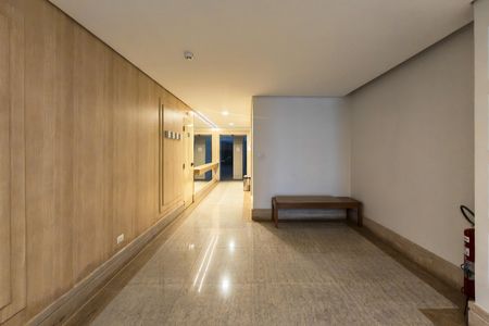 Apartamento para alugar com 116m², 3 quartos e 2 vagas Apartamento para alugar com 116m², 3 quartos e 2 vagasHall de entrada