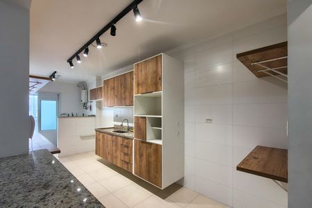 Apartamento para alugar com 116m², 3 quartos e 2 vagas Apartamento para alugar com 116m², 3 quartos e 2 vagasCozinha