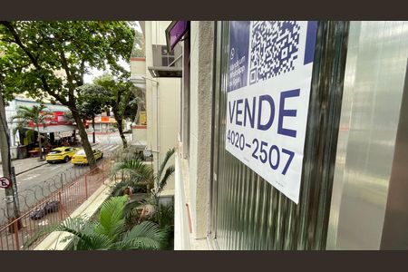 Apartamento à venda com 75m², 2 quartos e sem vaga Apartamento à venda com 75m², 2 quartos e sem vagaPlaquinha