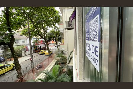 Apartamento à venda com 75m², 2 quartos e sem vaga Apartamento à venda com 75m², 2 quartos e sem vagaPlaquinha