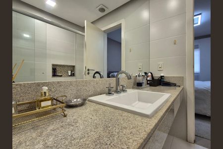 Apartamento para alugar com 389m², 3 quartos e 4 vagas
