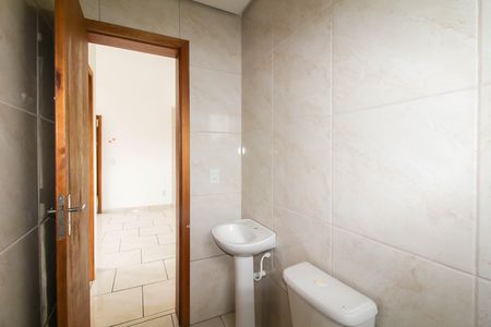Apartamento para alugar com 47m², 2 quartos e 1 vaga Apartamento para alugar com 47m², 2 quartos e 1 vagaBanheiro