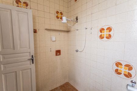 Banheiro da Suíte de casa para alugar com 3 quartos, 140m² em Santa Efigênia, Belo Horizonte
