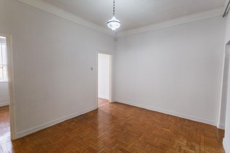 Sala de Estar de casa para alugar com 3 quartos, 140m² em Santa Efigênia, Belo Horizonte