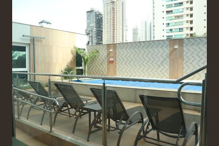 Apartamento à venda com 100m², 3 quartos e 2 vagasÁrea comum - Piscina