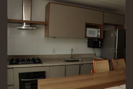 Apartamento à venda com 100m², 3 quartos e 2 vagasCozinha