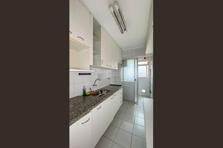 Apartamento à venda com 54m², 2 quartos e 1 vaga Apartamento à venda com 54m², 2 quartos e 1 vagaCozinha e Área de Serviço