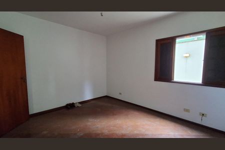 Casa à venda com 330m², 5 quartos e 4 vagas Casa à venda com 330m², 5 quartos e 4 vagasSuíte 1