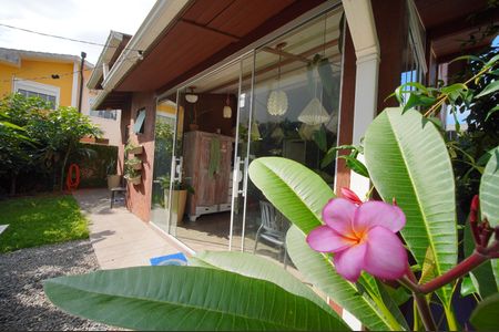 Casa para alugar com 200m², 3 quartos e 1 vagaPátio fundos