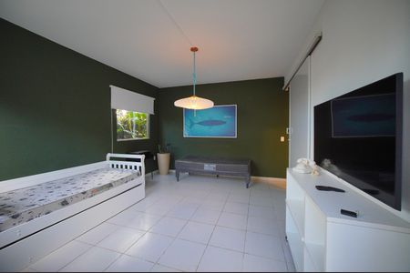 Sala de casa para alugar com 3 quartos, 200m² em Campeche Central, Florianópolis