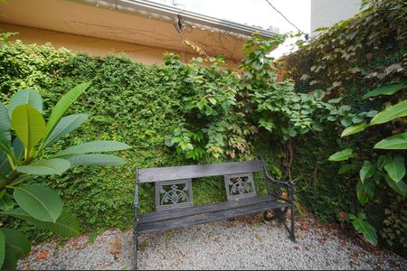 Casa para alugar com 200m², 3 quartos e 1 vagaPátio fundos